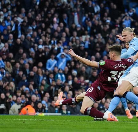 Antar Manchester City Bantai West Ham, Erling Haaland Berhasil Lewati Rekor Ronaldo