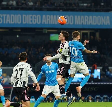 Hasil Serie A : Dua Gol Hojlund Antarkan Napoli Menang 2-1 Atas Juventus