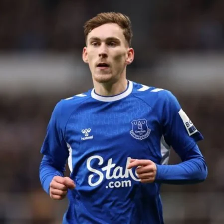 Manchester United Siap Reuni dengan James Garner Demi Atasi Krisis Gelandang