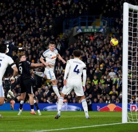 Hasil EPL : Tumbang 1-3 di Kandang Leeds United, Rekor Tak Terkalahkan Chelsea Resmi Terhenti