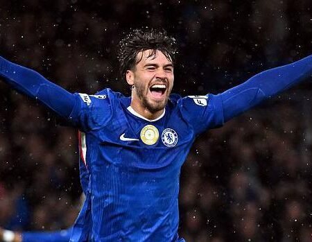 Bertahan di Chelsea, Marc Guiu Siap Rebut Tempat Meski Minim Menit Bermain