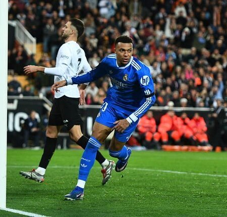 Hasil La Liga: Real Madrid Menang 2-0 Atas Tuan Rumah Valencia, Los Blancos Kembali Tempel Barca