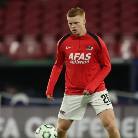 Kees Smit Jadi Rebutan, Tapi Lebih Pilih Spanyol daripada Inggris