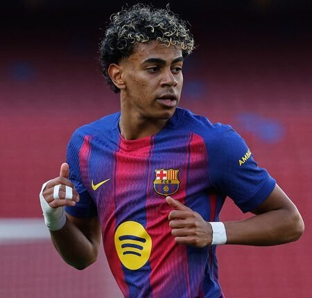 Lamine Yamal Ngamuk Usai Diganti Saat Barcelona Menang 1-0 Atas Rayo Vallecano