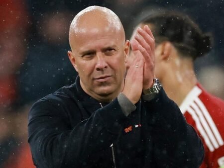 Arne Slot Yakin Masa Depan Liverpool Cerah Usai Duel Sengit Lawan PSG