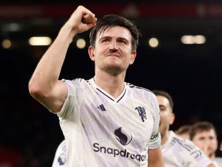 Resmi Bertahan, Manchester United Perpajang Kontrak Maguire Hingga 2027