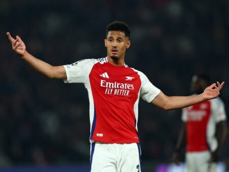Saliba Makin Ganas! Bek Arsenal Ini Pede Jadi Salah Satu Terbaik di Dunia