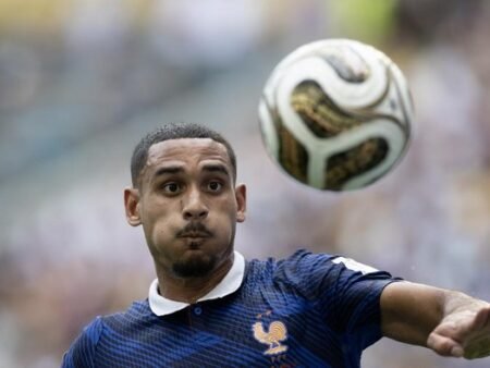 Chelsea Resmi Datangkan Maxence Lacroix dengan Kontrak Panjang